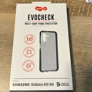 TECH 21 EVOCHECK CLACK CASE SAMSUNG GALAXY A13 5G SMOKY BLACK